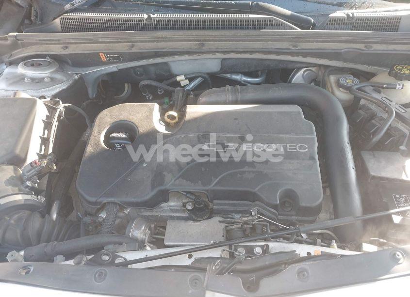 Photo 10 of 2018 Chevrolet Malibu LT (VIN 1G1ZD5ST4JF128670)