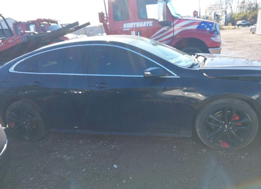 Photo 13 of 2018 Chevrolet Malibu LT (VIN 1G1ZD5ST4JF131990)