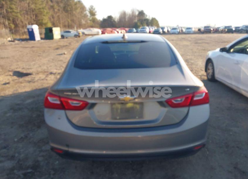 Photo 16 of 2018 Chevrolet Malibu LT (VIN 1G1ZD5ST4JF154783)