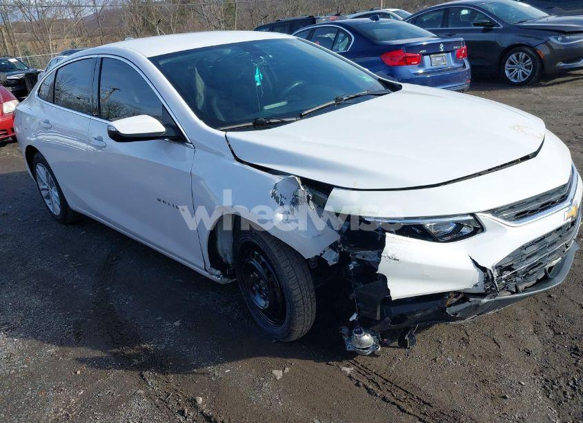 2018 Chevrolet Malibu LT (VIN 1G1ZD5ST4JF170174) main photo