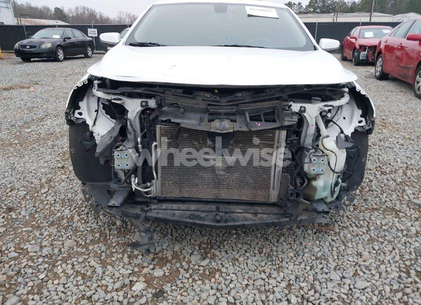 Photo 17 of 2018 Chevrolet Malibu LT (VIN 1G1ZD5ST4JF180705)