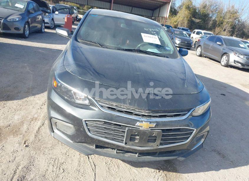 Photo 12 of 2018 Chevrolet Malibu LT (VIN 1G1ZD5ST4JF187041)