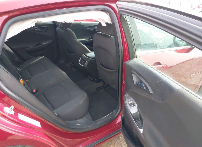 Photo 8 of 2018 Chevrolet Malibu LT (VIN 1G1ZD5ST4JF202668)