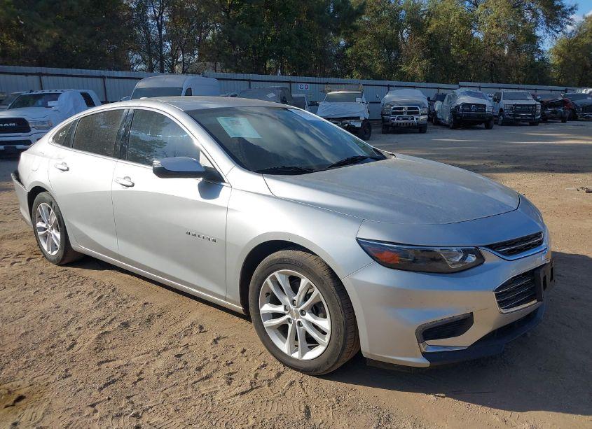 2018 Chevrolet Malibu LT (VIN 1G1ZD5ST4JF229935) main photo