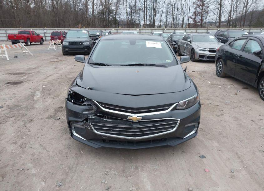 Photo 12 of 2018 Chevrolet Malibu LT (VIN 1G1ZD5ST4JF241177)