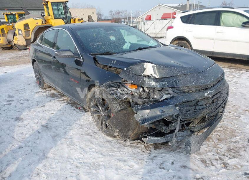 2018 Chevrolet Malibu LT (VIN 1G1ZD5ST4JF242474) main photo