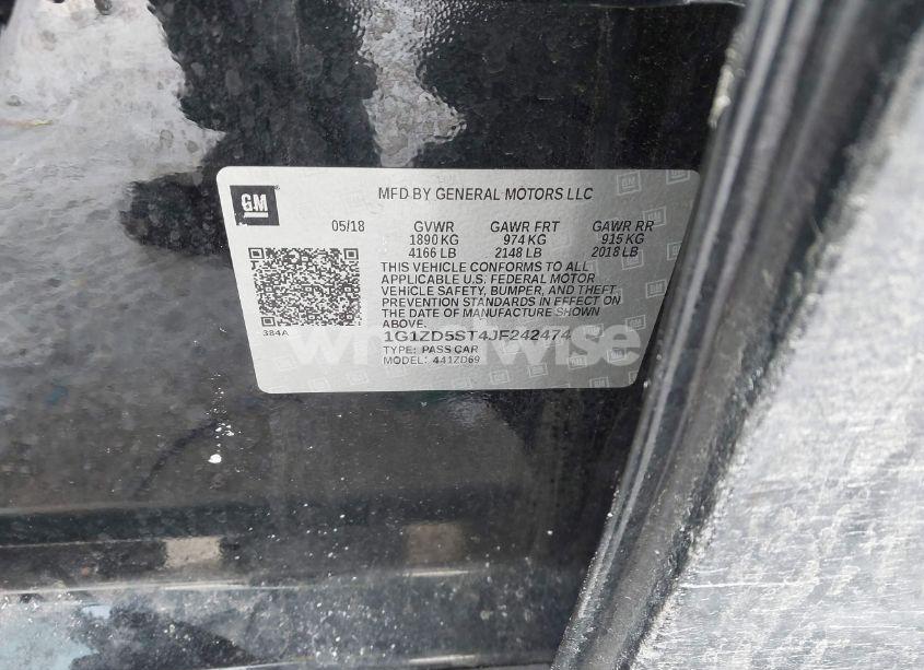 Photo 9 of 2018 Chevrolet Malibu LT (VIN 1G1ZD5ST4JF242474)