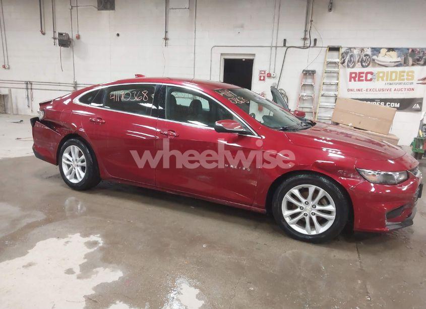 Photo 6 of 2018 Chevrolet Malibu LT (VIN 1G1ZD5ST4JF248842)
