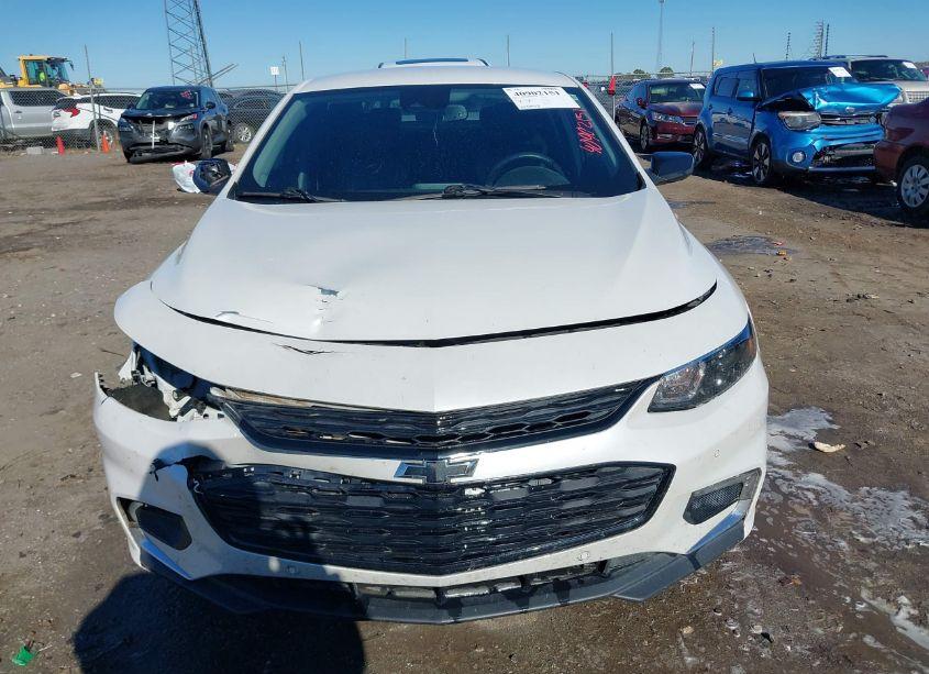 Photo 12 of 2018 Chevrolet Malibu LT (VIN 1G1ZD5ST4JF267942)