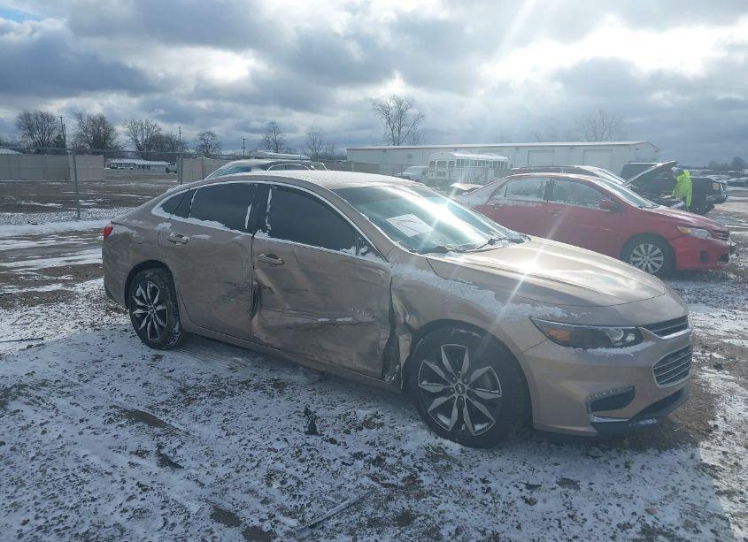2018 Chevrolet Malibu LT (VIN 1G1ZD5ST4JF278133) main photo