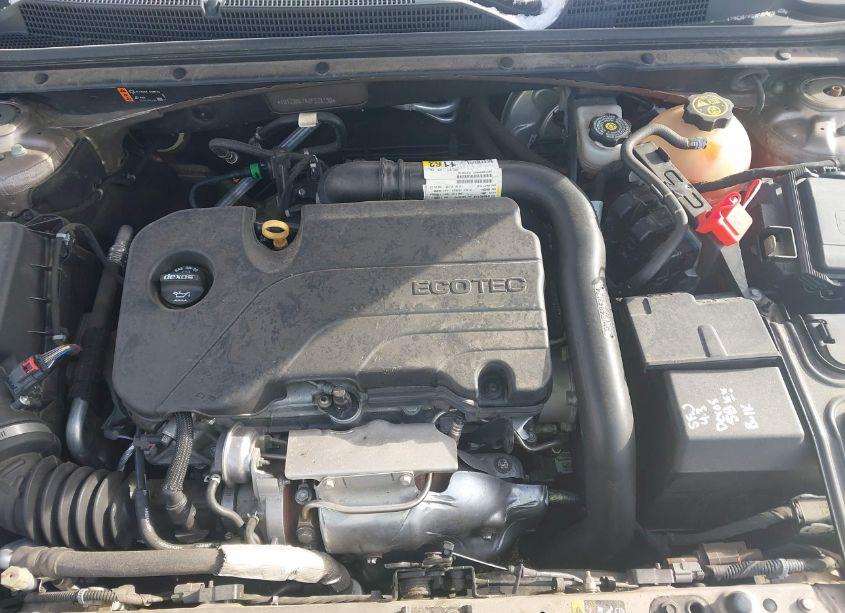 Photo 10 of 2018 Chevrolet Malibu LT (VIN 1G1ZD5ST4JF278133)