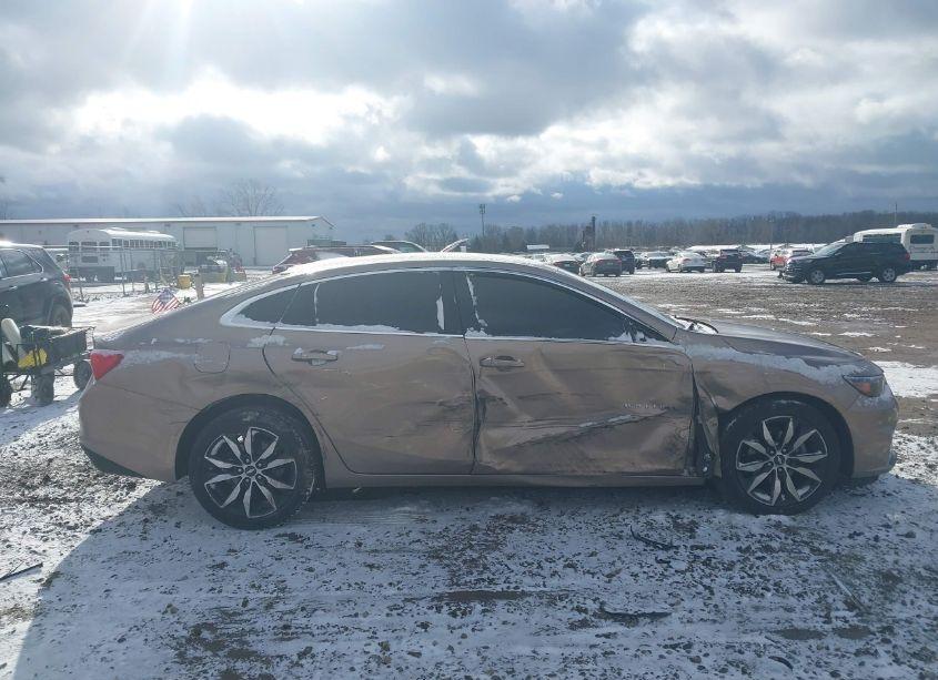 Photo 13 of 2018 Chevrolet Malibu LT (VIN 1G1ZD5ST4JF278133)