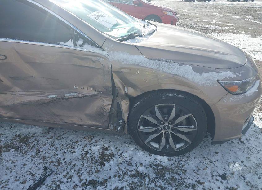 Photo 6 of 2018 Chevrolet Malibu LT (VIN 1G1ZD5ST4JF278133)
