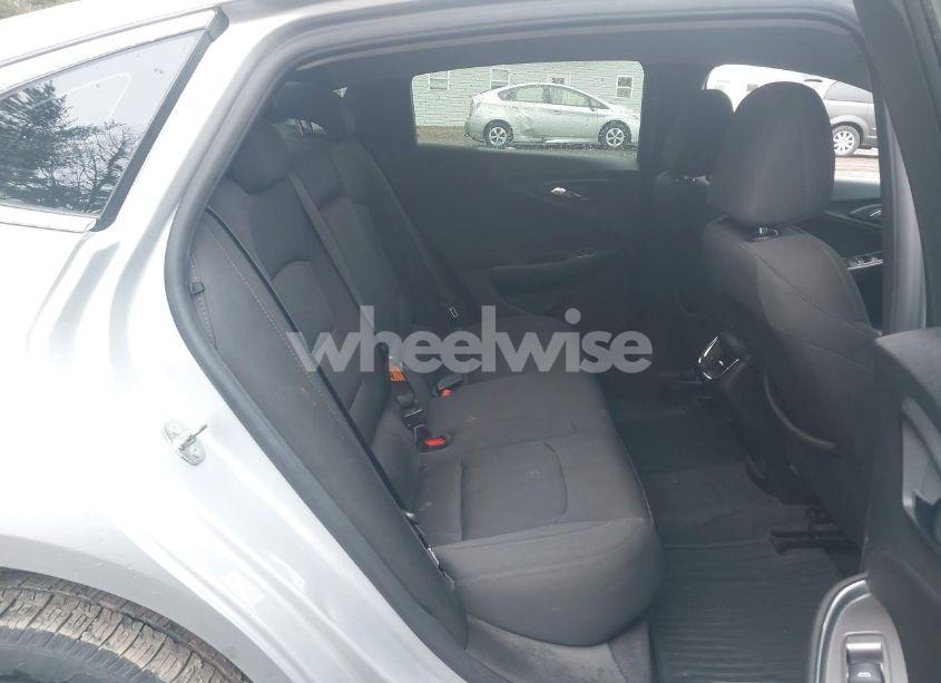 Photo 8 of 2018 Chevrolet Malibu LT (VIN 1G1ZD5ST4JF278195)