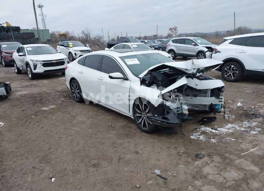 2018 Chevrolet Malibu LT (VIN 1G1ZD5ST4JF285020) main photo