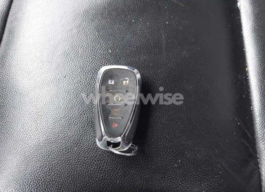 Photo 11 of 2018 Chevrolet Malibu LT (VIN 1G1ZD5ST4JF285020)