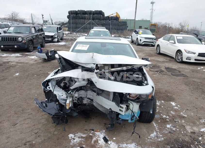 Photo 13 of 2018 Chevrolet Malibu LT (VIN 1G1ZD5ST4JF285020)