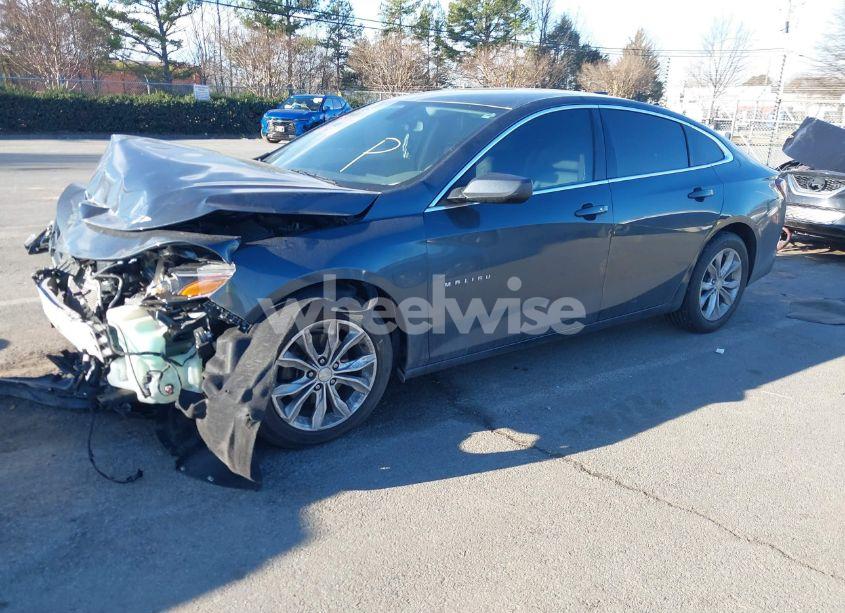 Photo 2 of 2019 Chevrolet Malibu LT (VIN 1G1ZD5ST4KF124376)