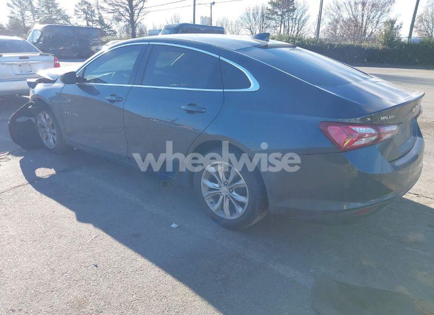Photo 3 of 2019 Chevrolet Malibu LT (VIN 1G1ZD5ST4KF124376)