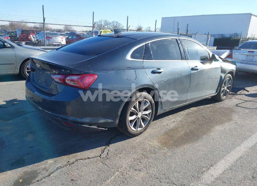 Photo 4 of 2019 Chevrolet Malibu LT (VIN 1G1ZD5ST4KF124376)