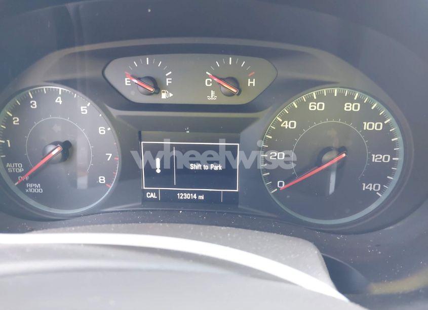 Photo 7 of 2019 Chevrolet Malibu LT (VIN 1G1ZD5ST4KF124376)