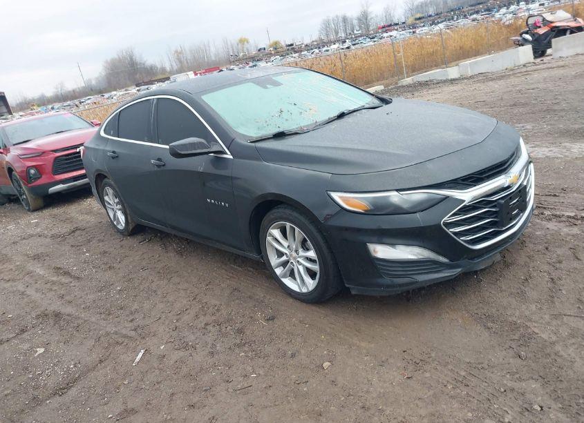 2019 Chevrolet Malibu LT (VIN 1G1ZD5ST4KF129450) main photo