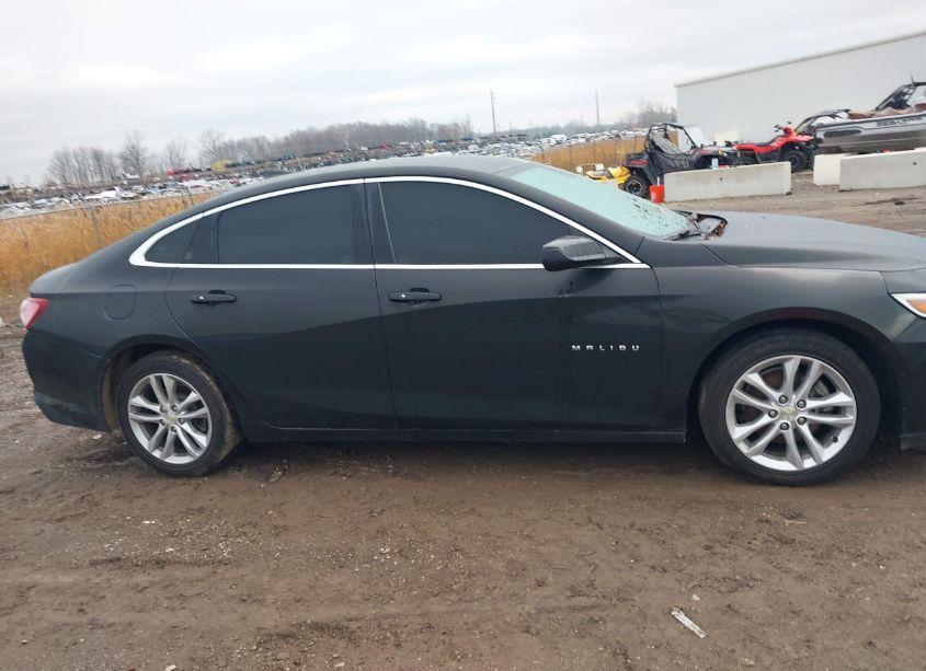 Photo 13 of 2019 Chevrolet Malibu LT (VIN 1G1ZD5ST4KF129450)