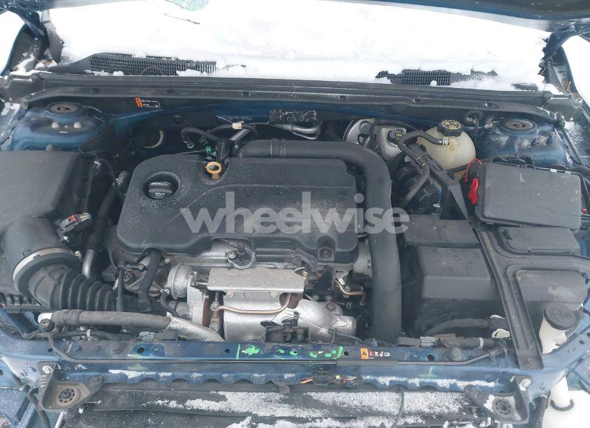 Photo 10 of 2019 Chevrolet Malibu LT (VIN 1G1ZD5ST4KF146913)