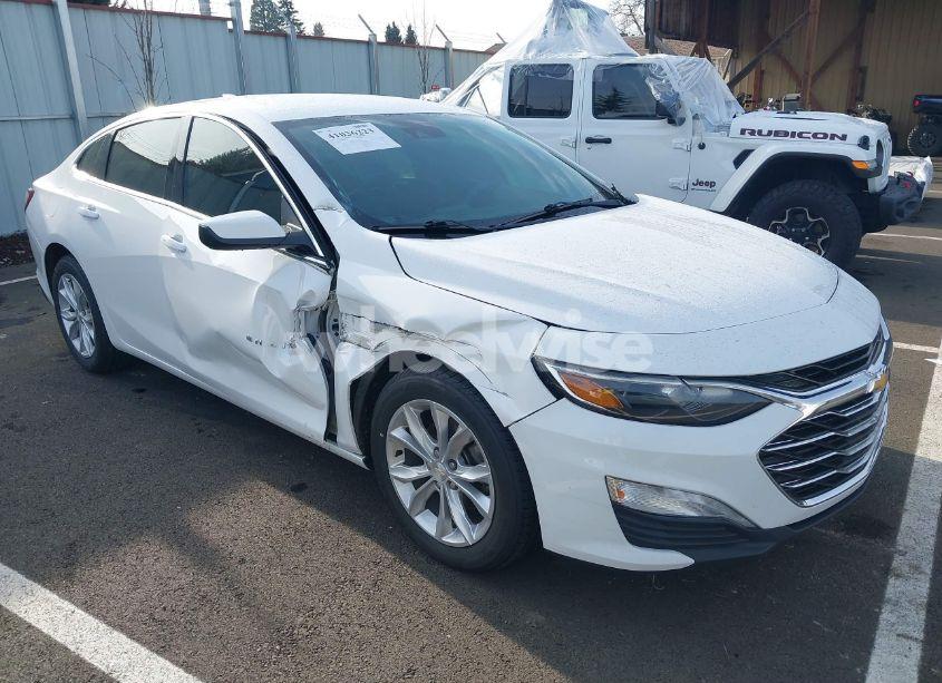 2019 Chevrolet Malibu LT (VIN 1G1ZD5ST4KF152596) main photo