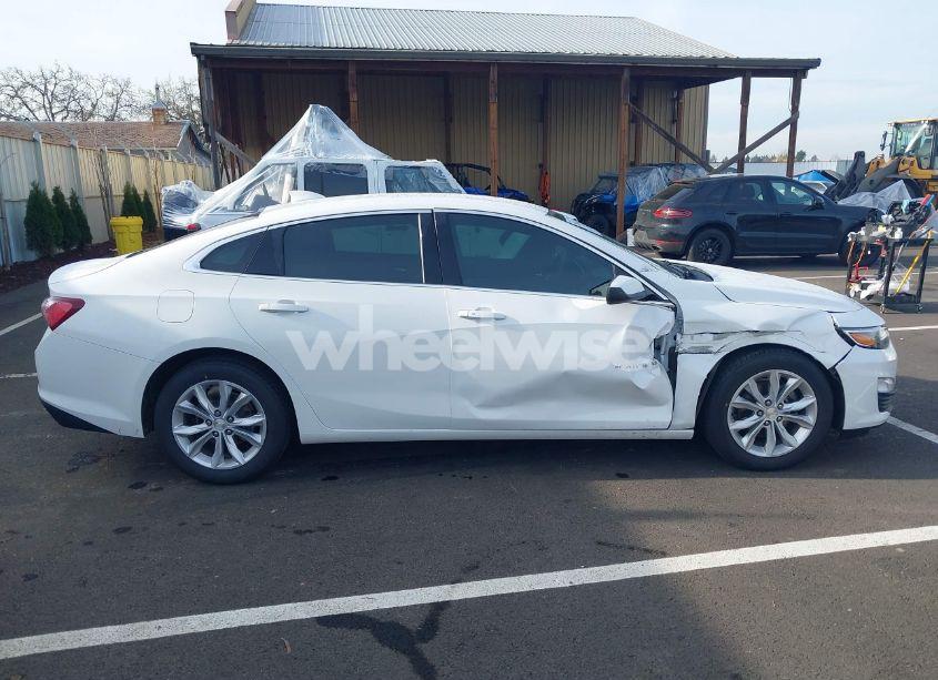 Photo 13 of 2019 Chevrolet Malibu LT (VIN 1G1ZD5ST4KF152596)