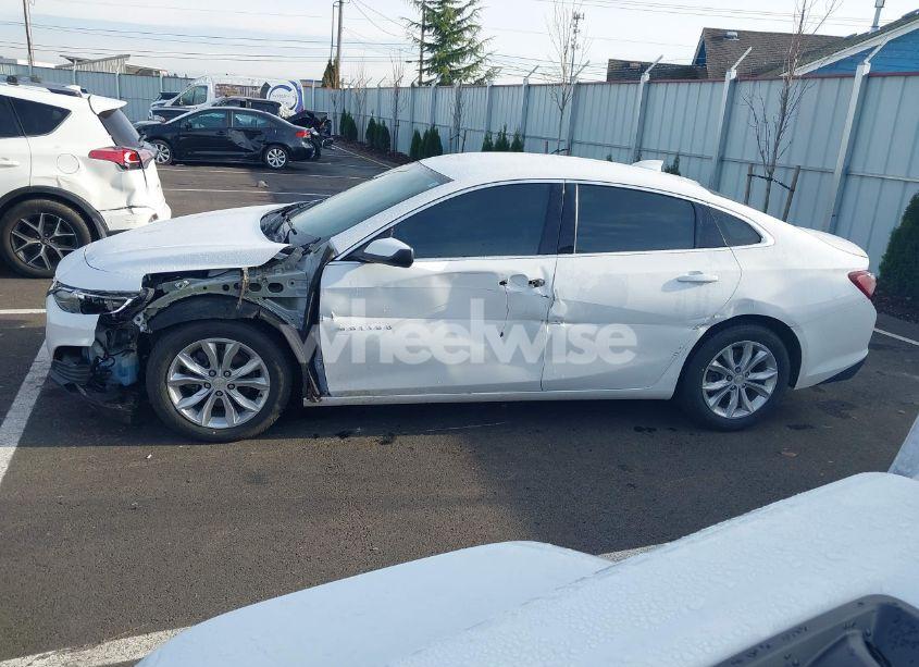 Photo 14 of 2019 Chevrolet Malibu LT (VIN 1G1ZD5ST4KF152596)