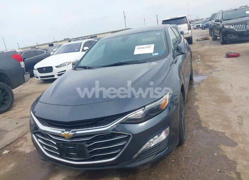 Photo 12 of 2019 Chevrolet Malibu LT (VIN 1G1ZD5ST4KF161119)