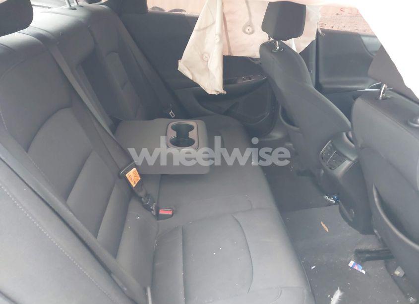 Photo 8 of 2019 Chevrolet Malibu LT (VIN 1G1ZD5ST4KF171813)