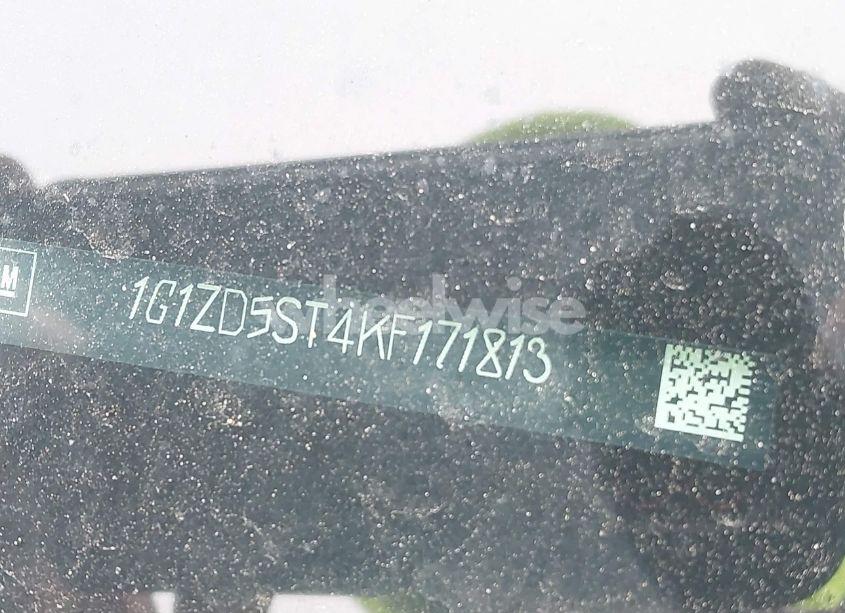 Photo 9 of 2019 Chevrolet Malibu LT (VIN 1G1ZD5ST4KF171813)