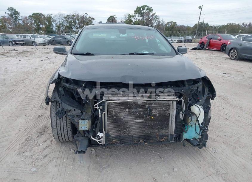 Photo 6 of 2019 Chevrolet Malibu LT (VIN 1G1ZD5ST4KF173657)