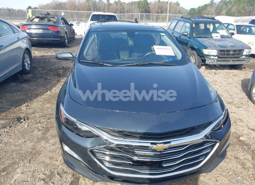 Photo 6 of 2019 Chevrolet Malibu LT (VIN 1G1ZD5ST4KF220718)