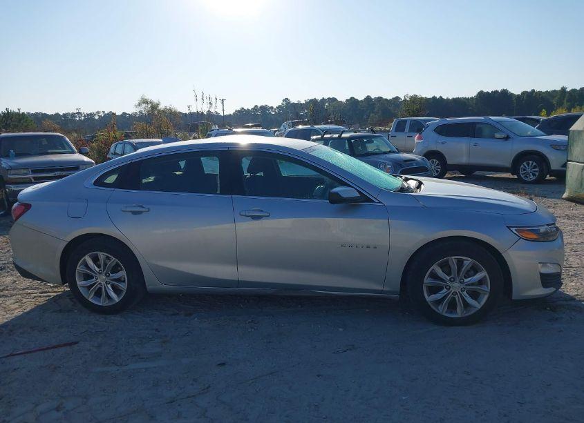 Photo 13 of 2020 Chevrolet Malibu FWD LT (VIN 1G1ZD5ST4LF001310)