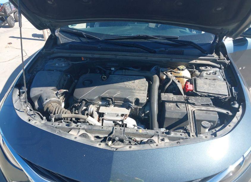 Photo 10 of 2020 Chevrolet Malibu FWD LT (VIN 1G1ZD5ST4LF009245)