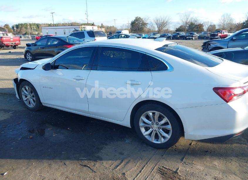 Photo 14 of 2020 Chevrolet Malibu FWD LT (VIN 1G1ZD5ST4LF025526)