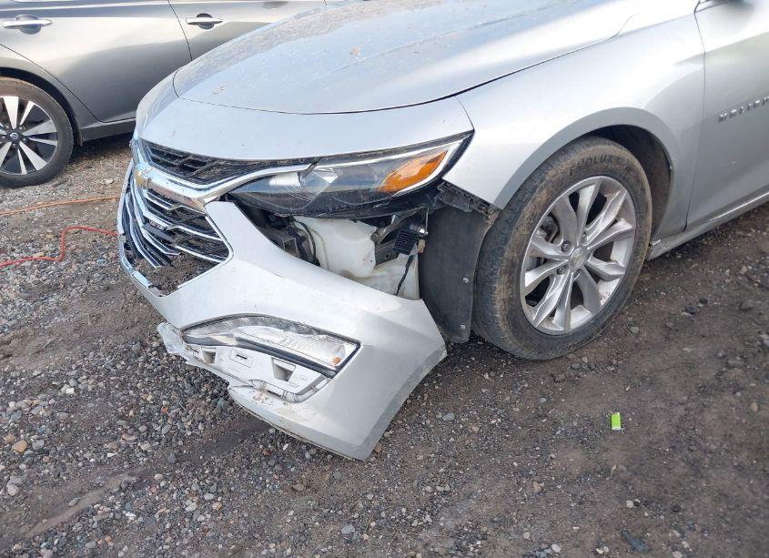 Photo 6 of 2020 Chevrolet Malibu FWD LT (VIN 1G1ZD5ST4LF026921)