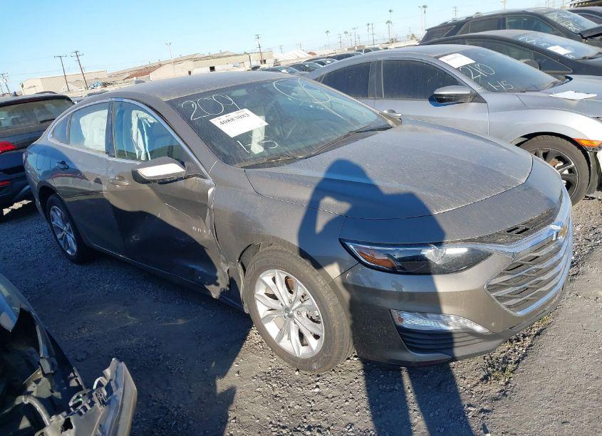 2020 Chevrolet Malibu FWD LT (VIN 1G1ZD5ST4LF029950) main photo