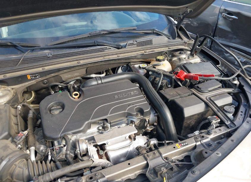 Photo 10 of 2020 Chevrolet Malibu FWD LT (VIN 1G1ZD5ST4LF029950)