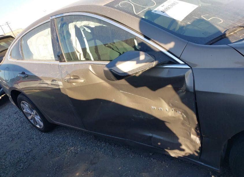 Photo 13 of 2020 Chevrolet Malibu FWD LT (VIN 1G1ZD5ST4LF029950)