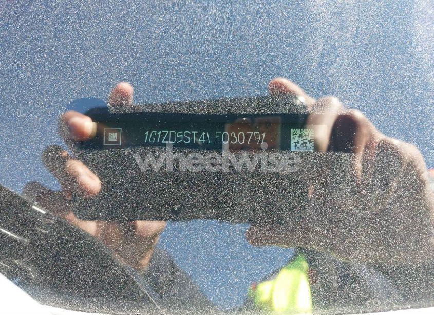 Photo 9 of 2020 Chevrolet Malibu FWD LT (VIN 1G1ZD5ST4LF030791)