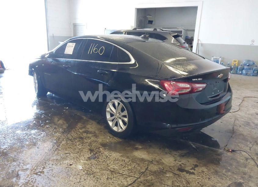 Photo 3 of 2020 Chevrolet Malibu FWD LT (VIN 1G1ZD5ST4LF034193)
