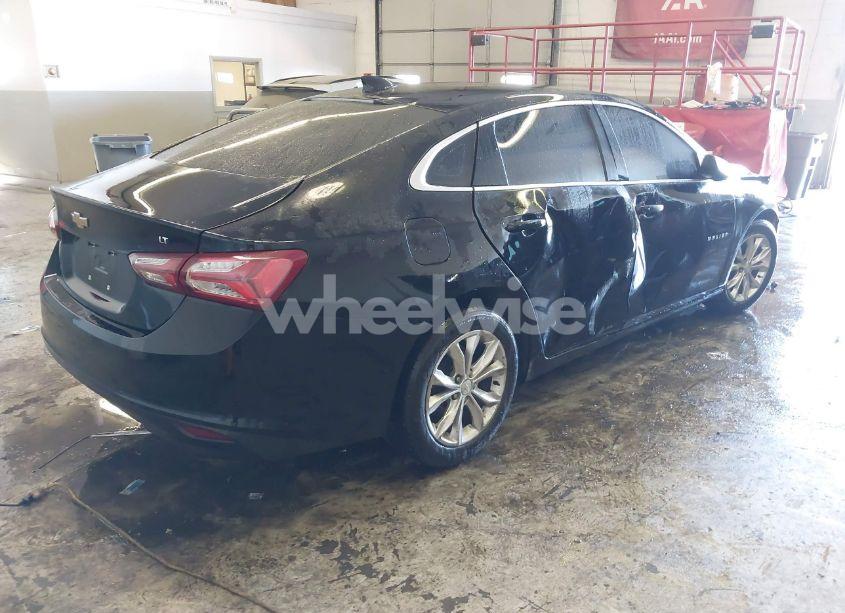Photo 4 of 2020 Chevrolet Malibu FWD LT (VIN 1G1ZD5ST4LF034193)