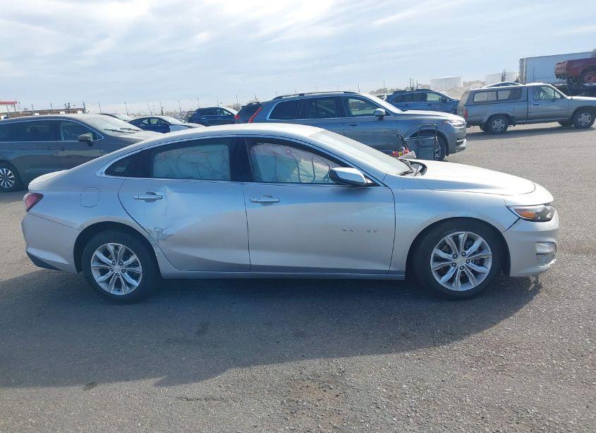 Photo 13 of 2020 Chevrolet Malibu FWD LT (VIN 1G1ZD5ST4LF034839)
