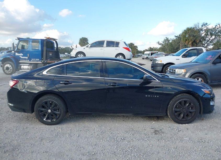 Photo 13 of 2020 Chevrolet Malibu FWD LT (VIN 1G1ZD5ST4LF057375)