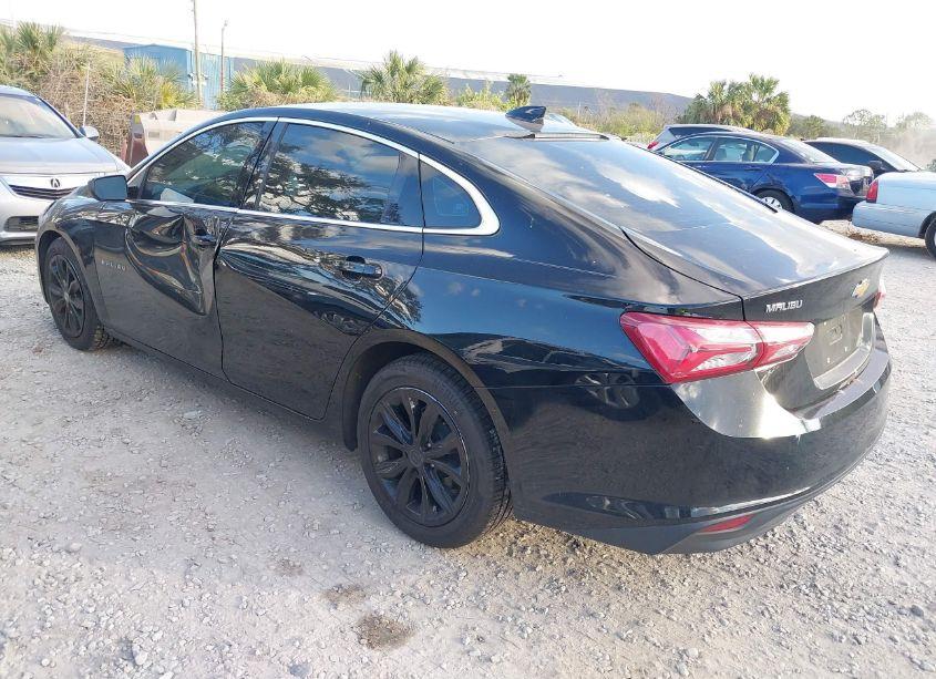 Photo 3 of 2020 Chevrolet Malibu FWD LT (VIN 1G1ZD5ST4LF057375)