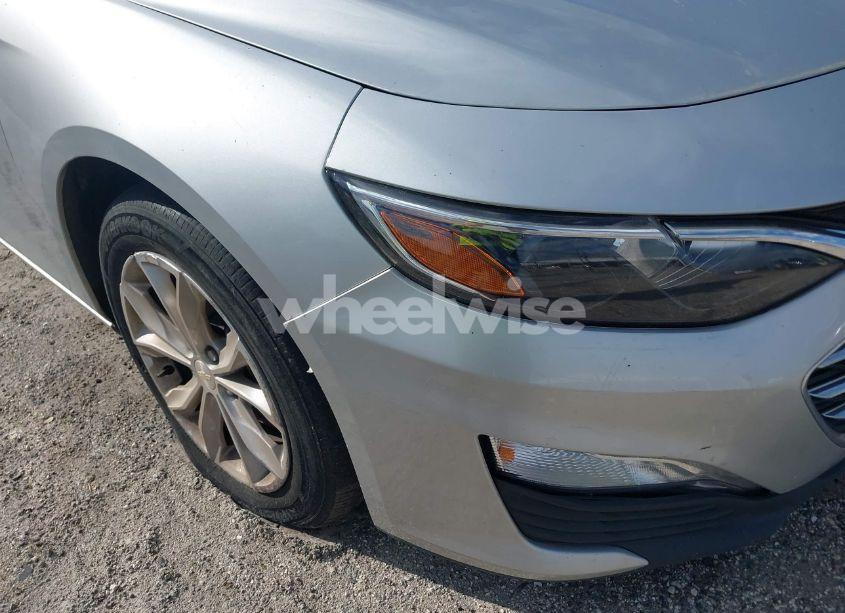 Photo 6 of 2020 Chevrolet Malibu FWD LT (VIN 1G1ZD5ST4LF067064)